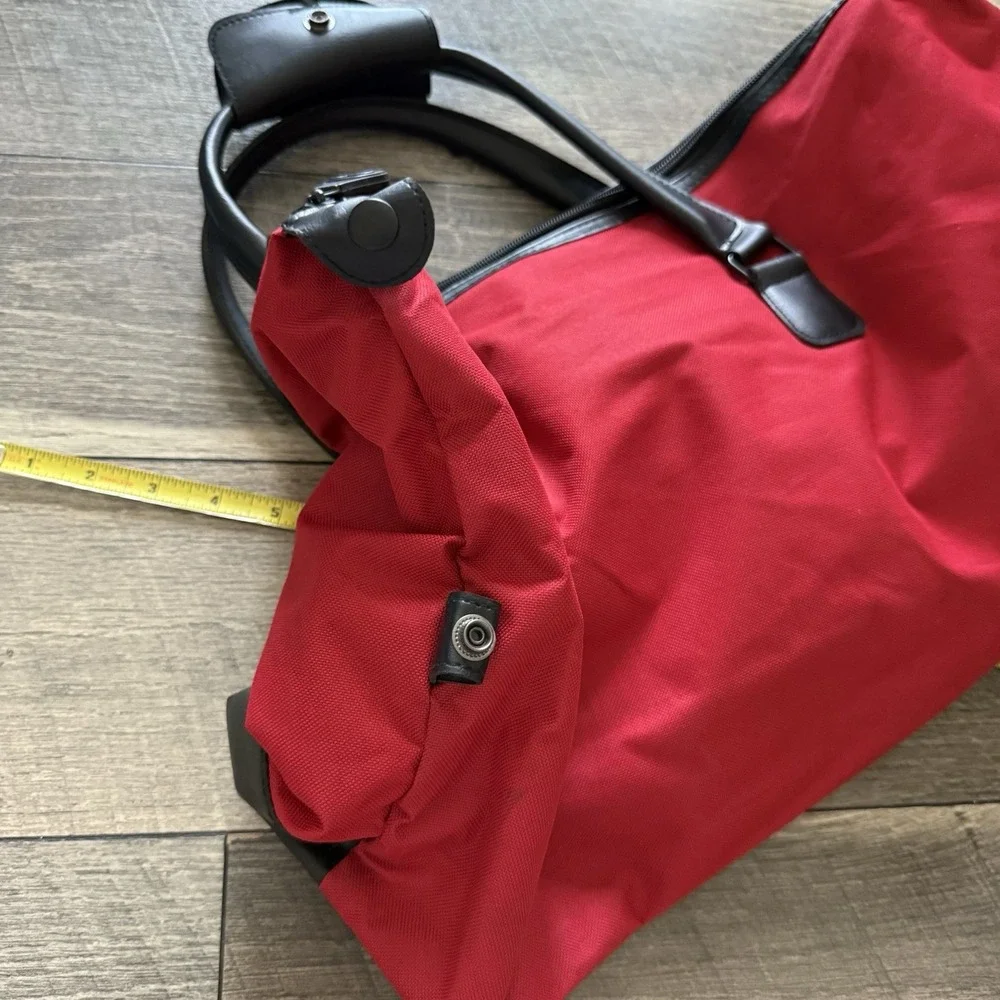 VTG Walt Disney World Resort Parks Mickey Mouse Carry On Duffle Bag Faux Leather - Picture 5 of 12